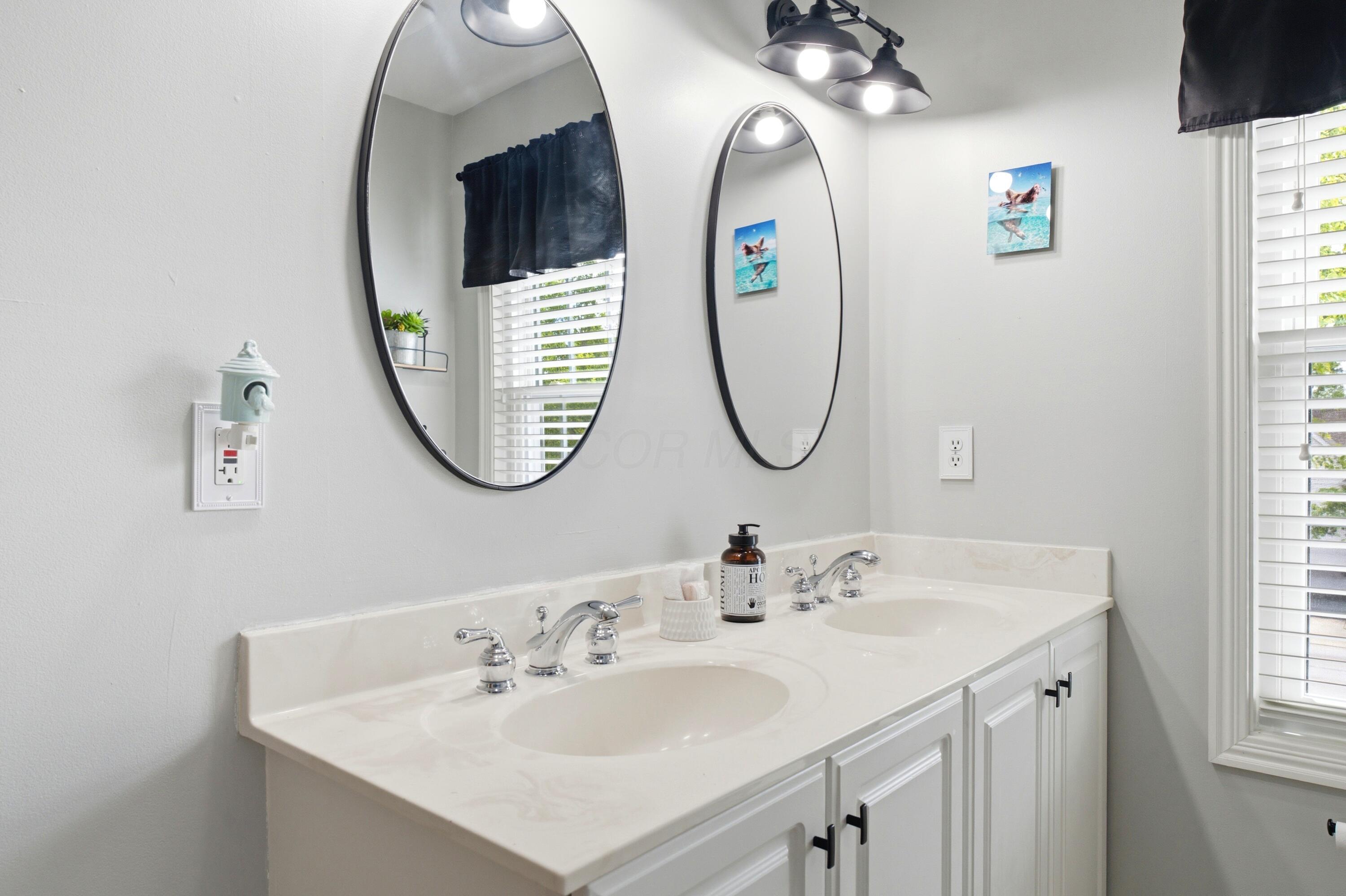 5069 Heath Gate Drive Property Photo 43