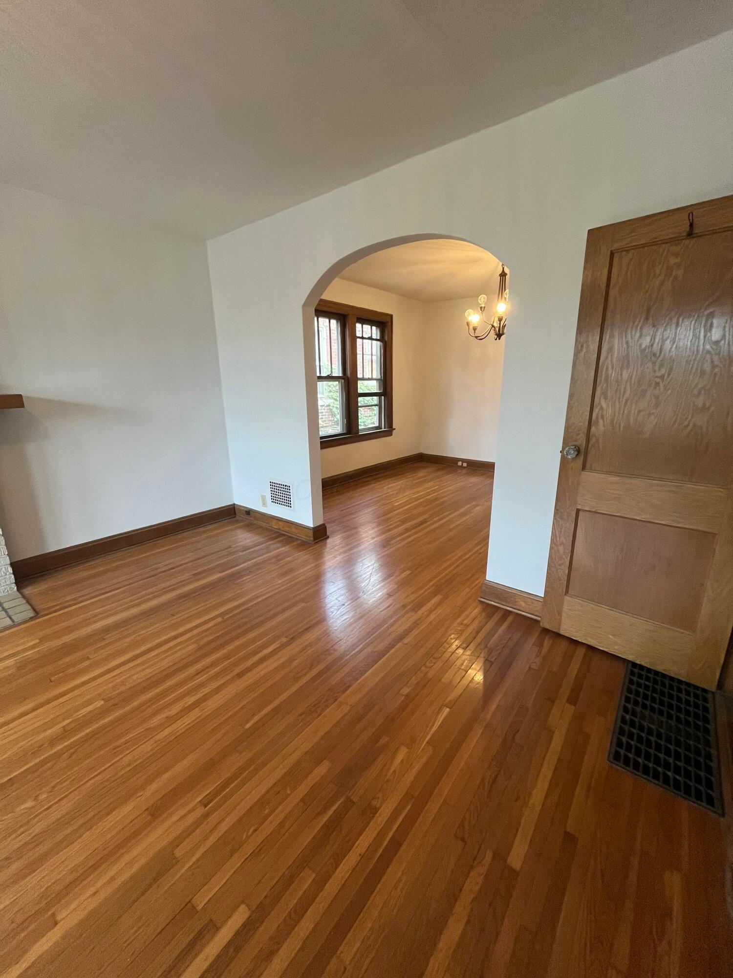 169 E Arcadia Avenue Property Photo 5
