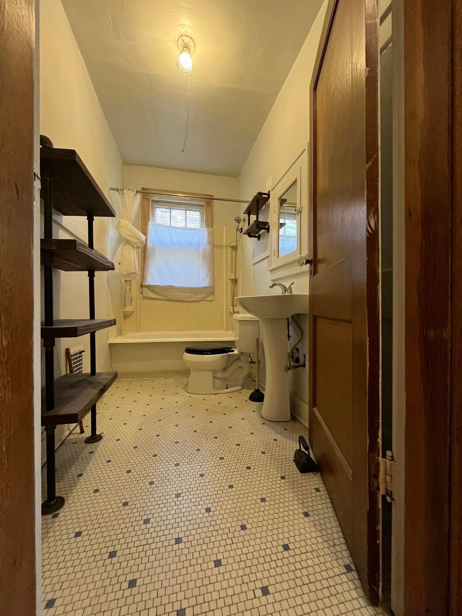 169 E Arcadia Avenue Property Photo 11