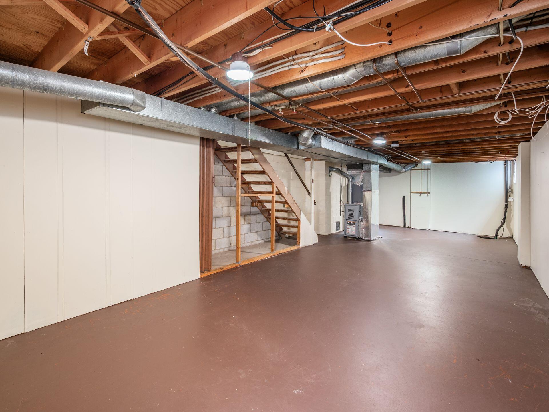 424 Edinburgh Road Property Photo 17