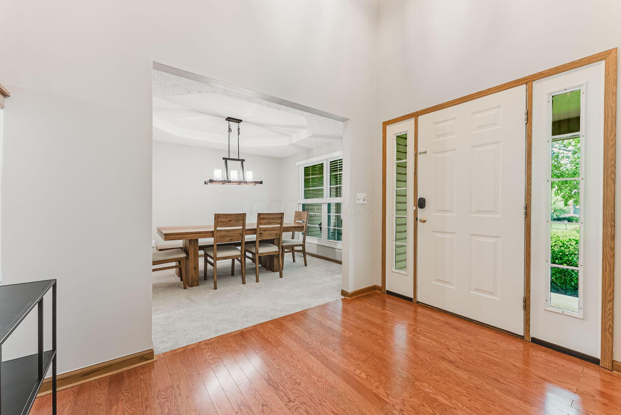 3120 Longridge Way Property Photo 5