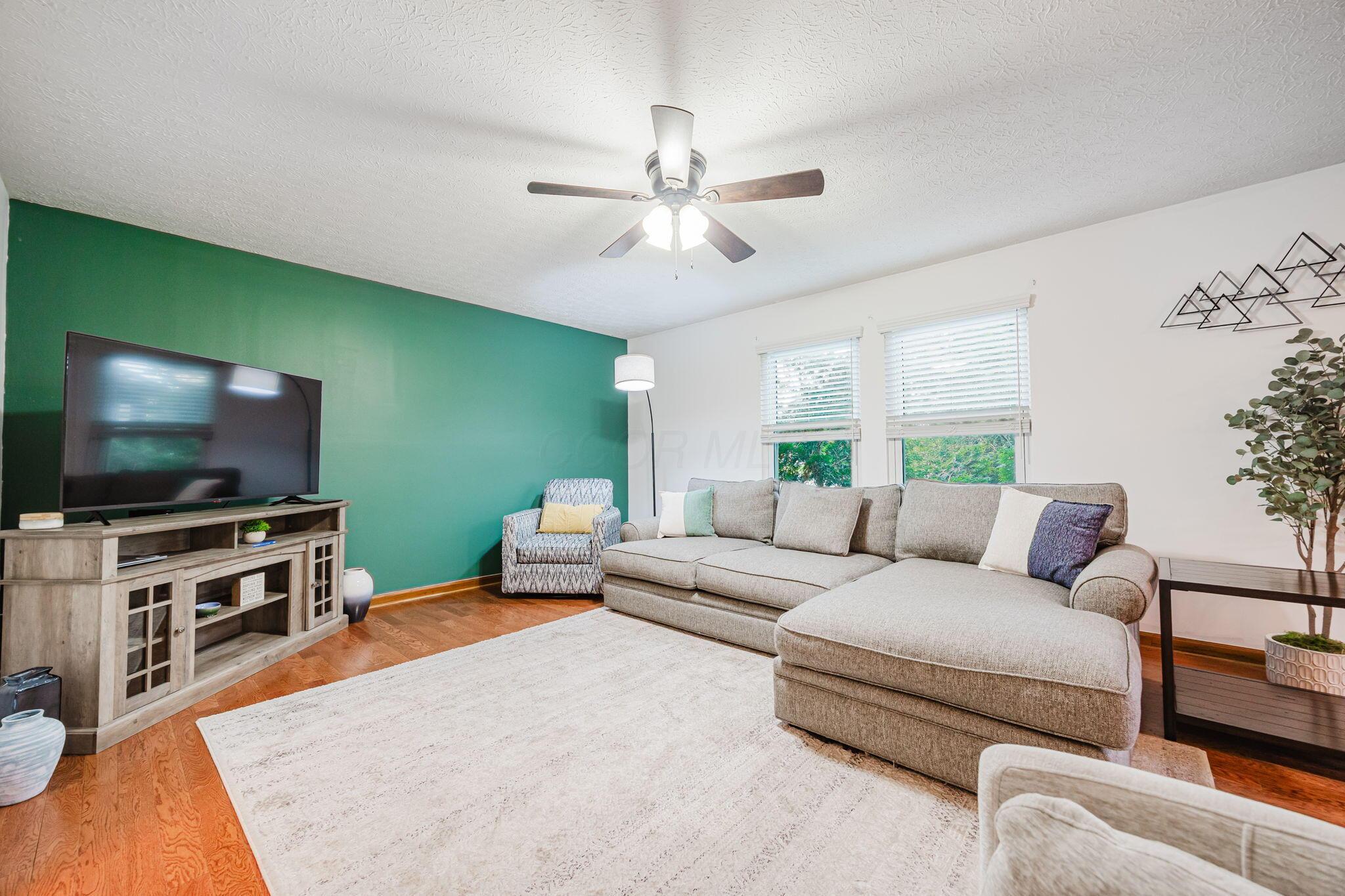 3120 Longridge Way Property Photo 13