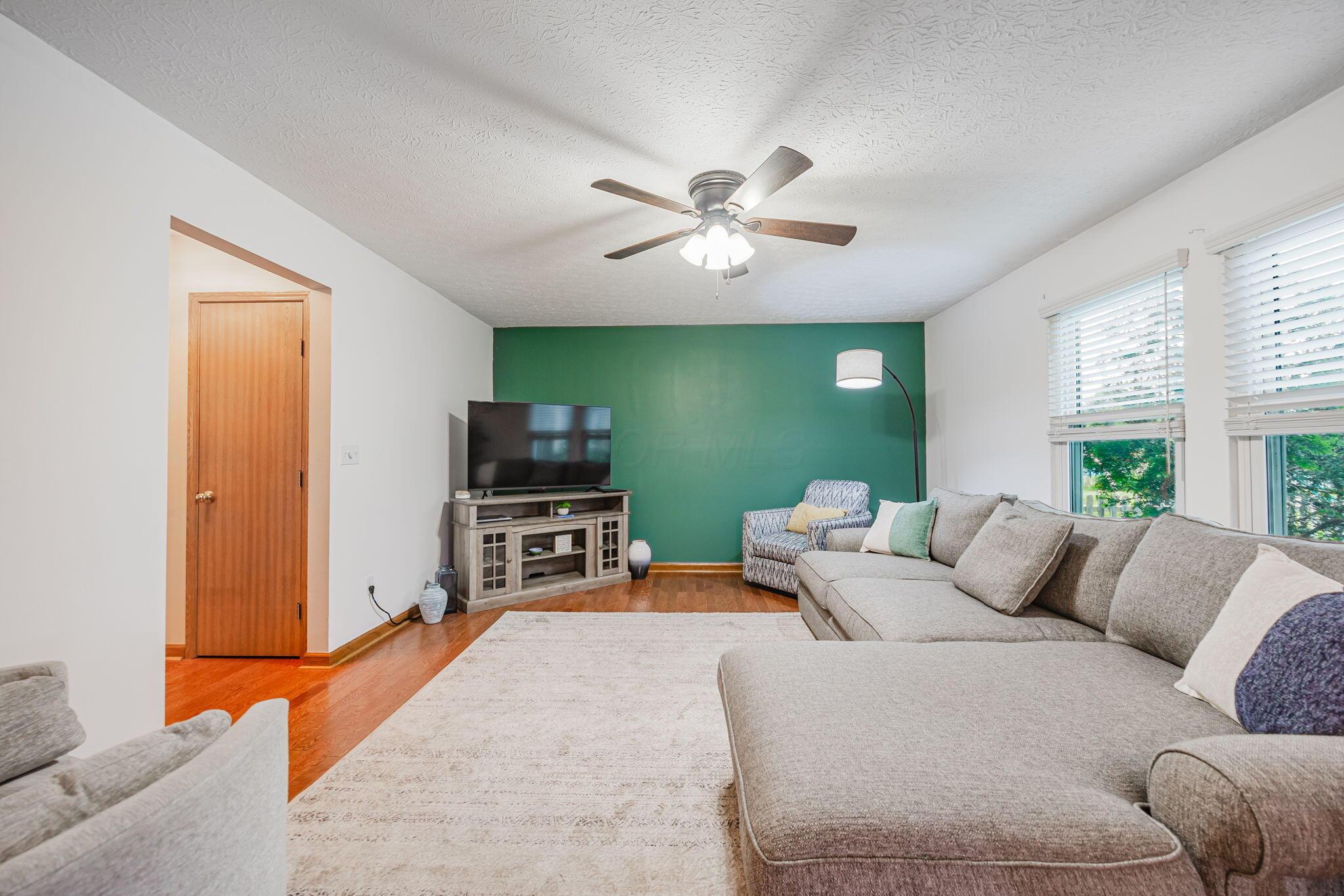 3120 Longridge Way Property Photo 14
