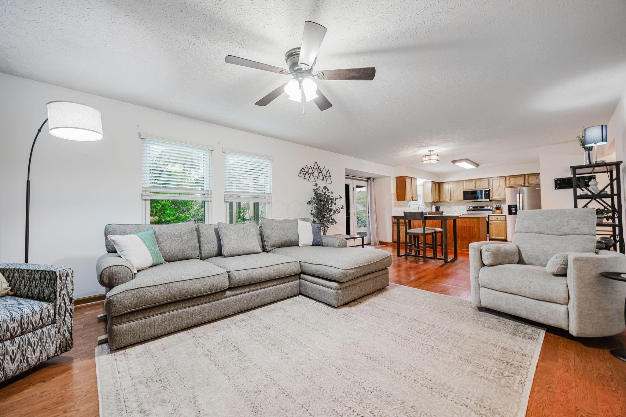 3120 Longridge Way Property Photo 16