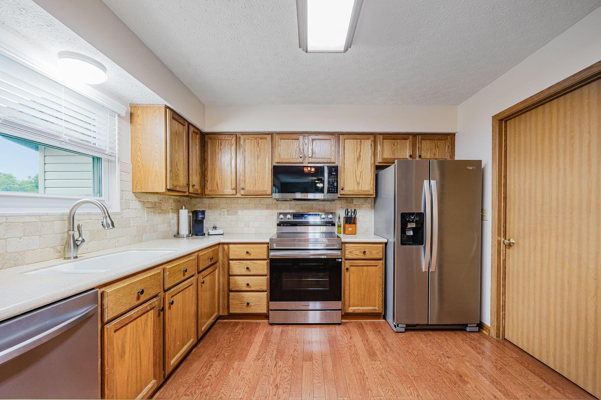 3120 Longridge Way Property Photo 19