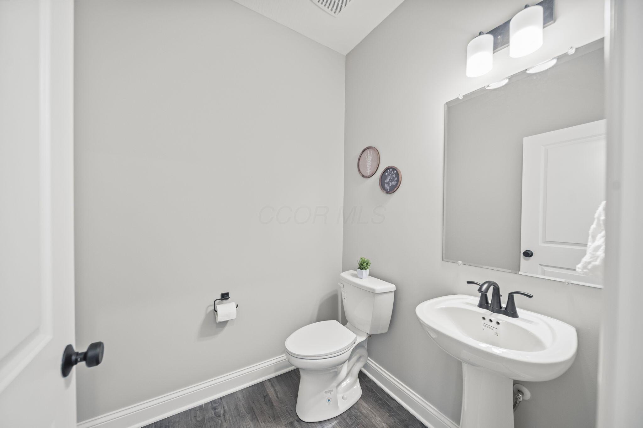 1612 Whispering Pine Lane Property Photo 34