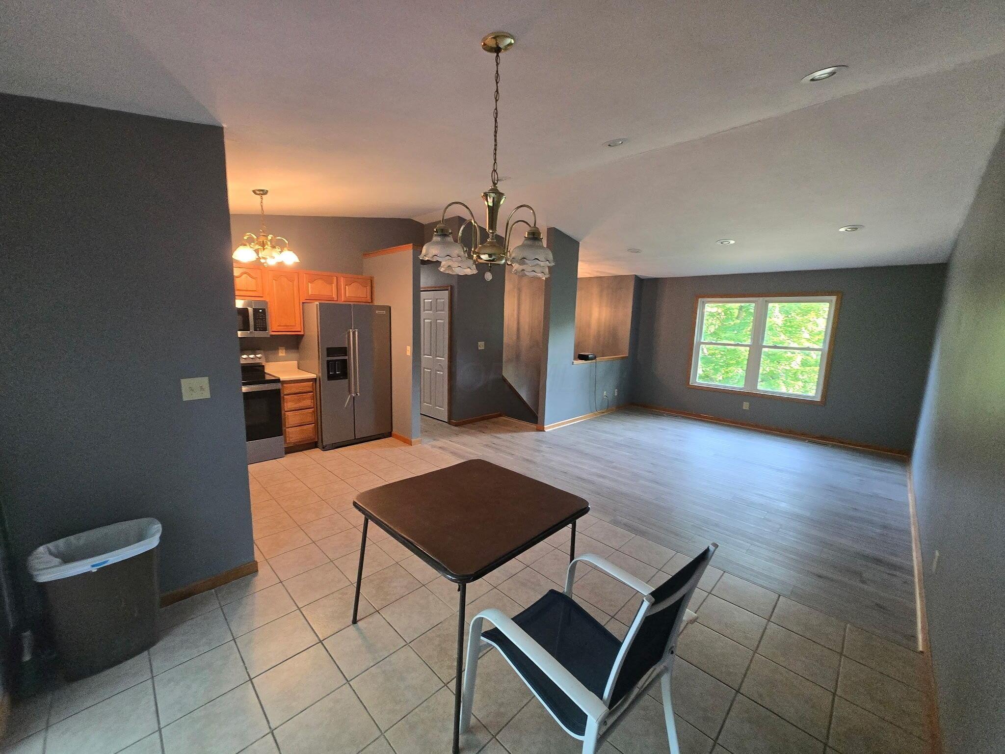 190 Crabapple Drive Property Photo 6