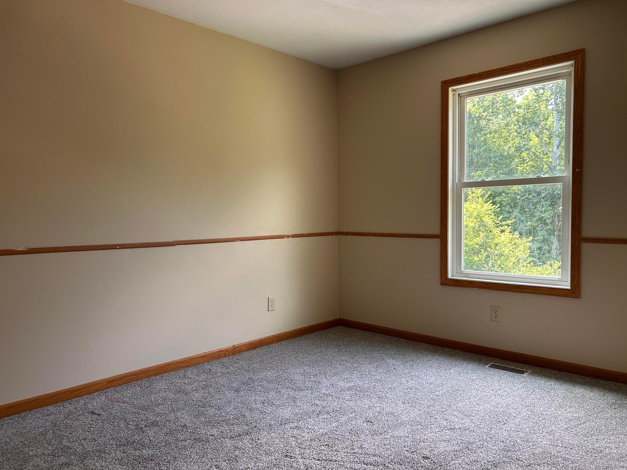 190 Crabapple Drive Property Photo 10