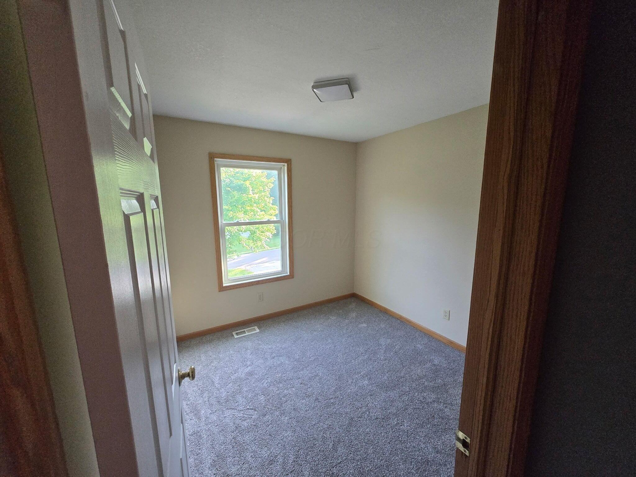 190 Crabapple Drive Property Photo 12