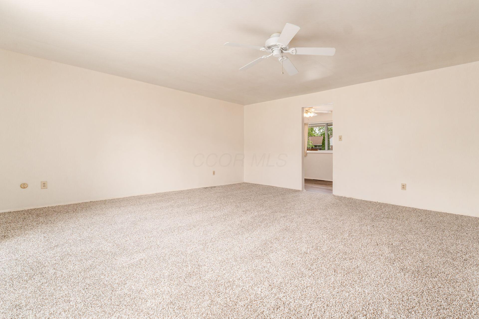 6330 Brauning Drive Property Photo 6