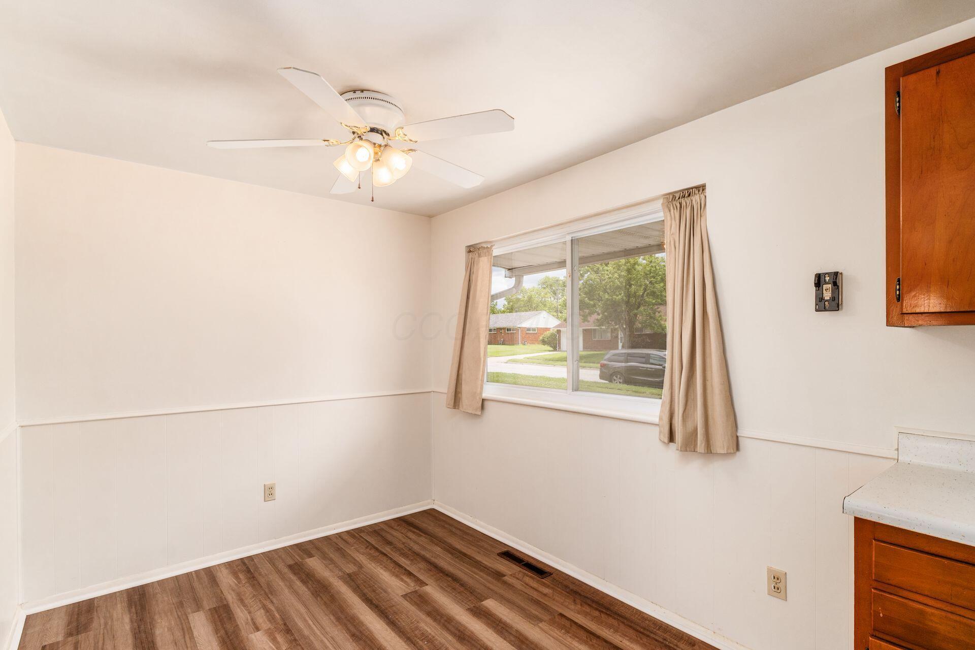 6330 Brauning Drive Property Photo 10