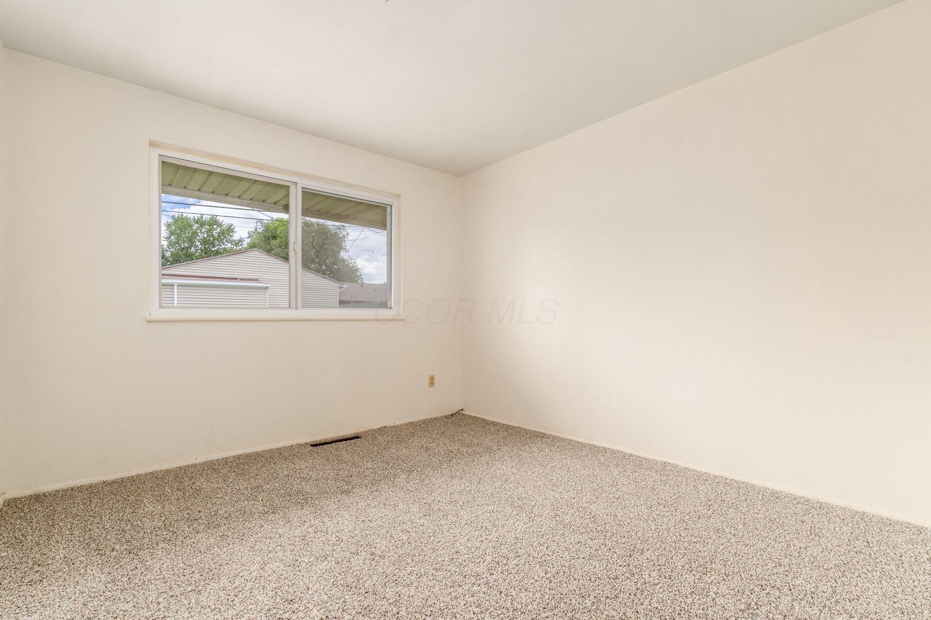 6330 Brauning Drive Property Photo 14