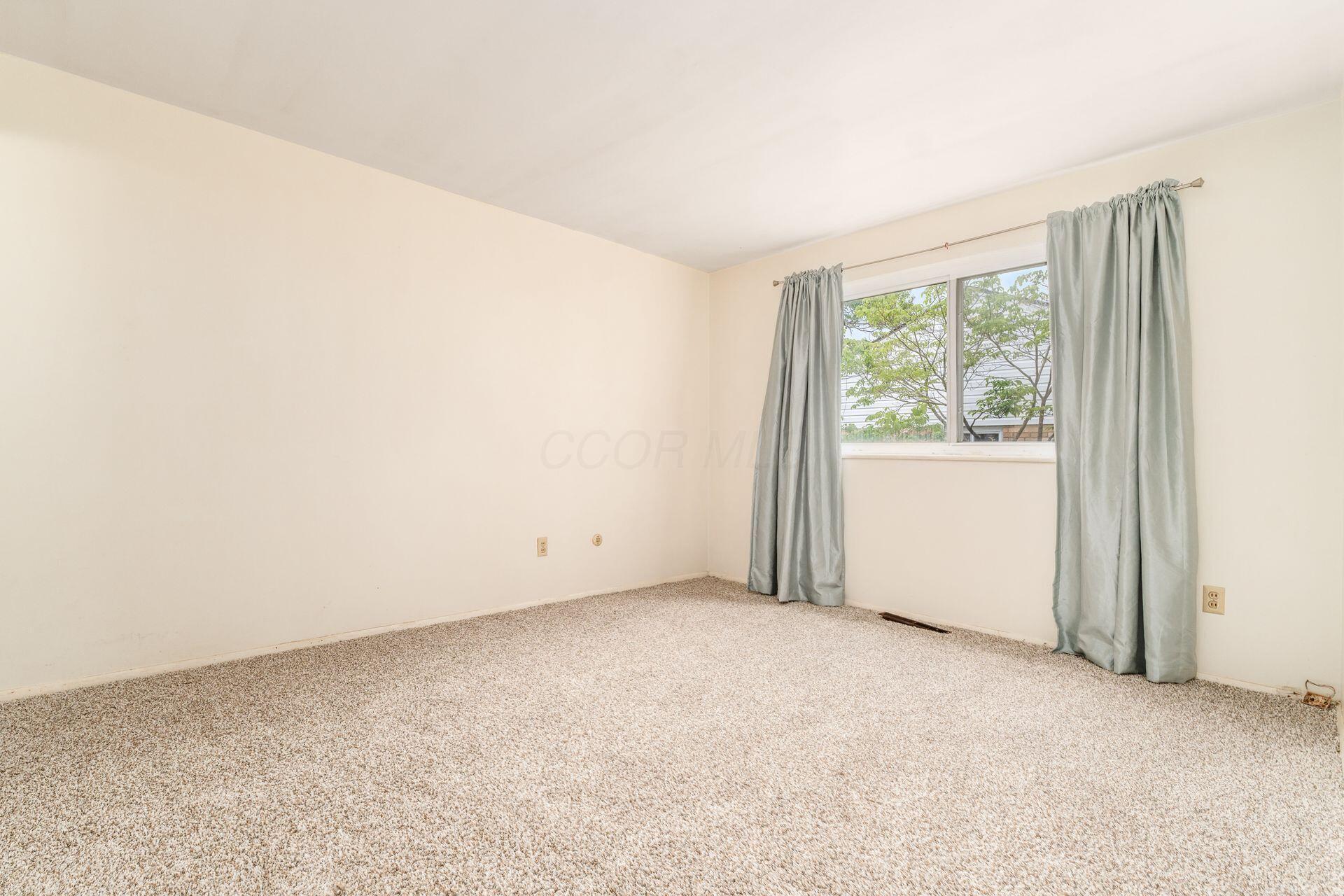 6330 Brauning Drive Property Photo 20