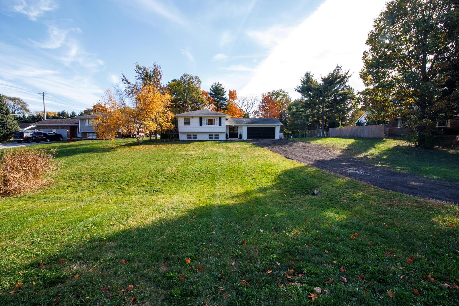 3548 S Hamilton Road Property Photo 2