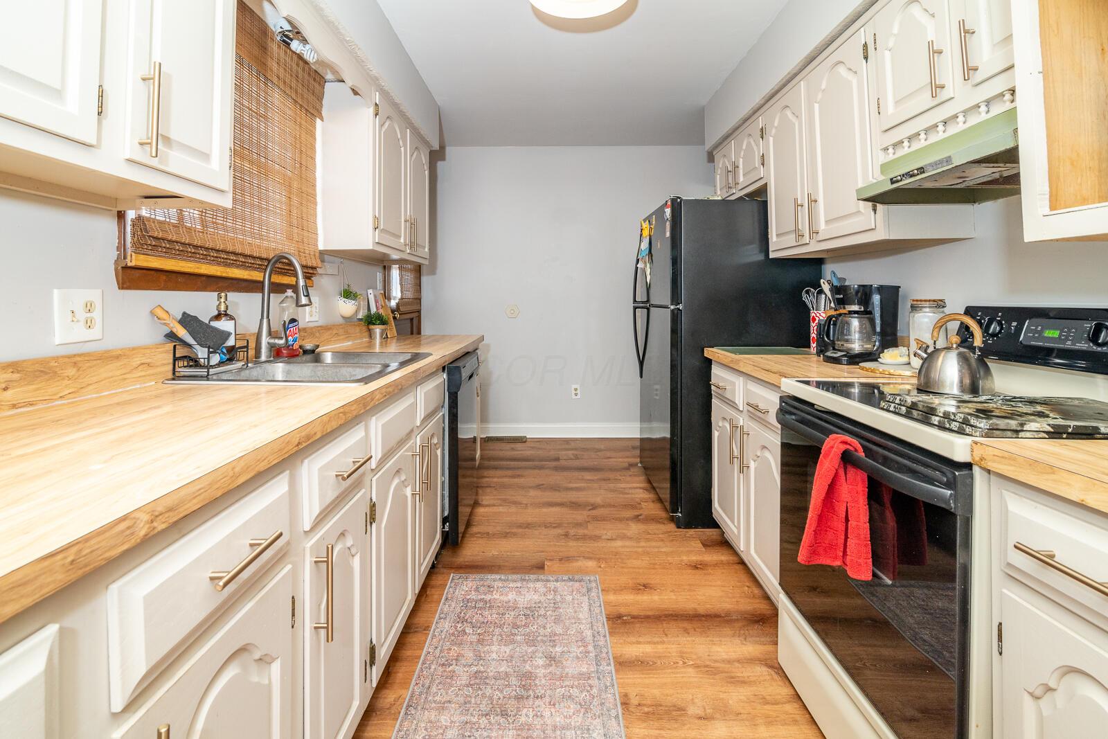 3548 S Hamilton Road Property Photo 10