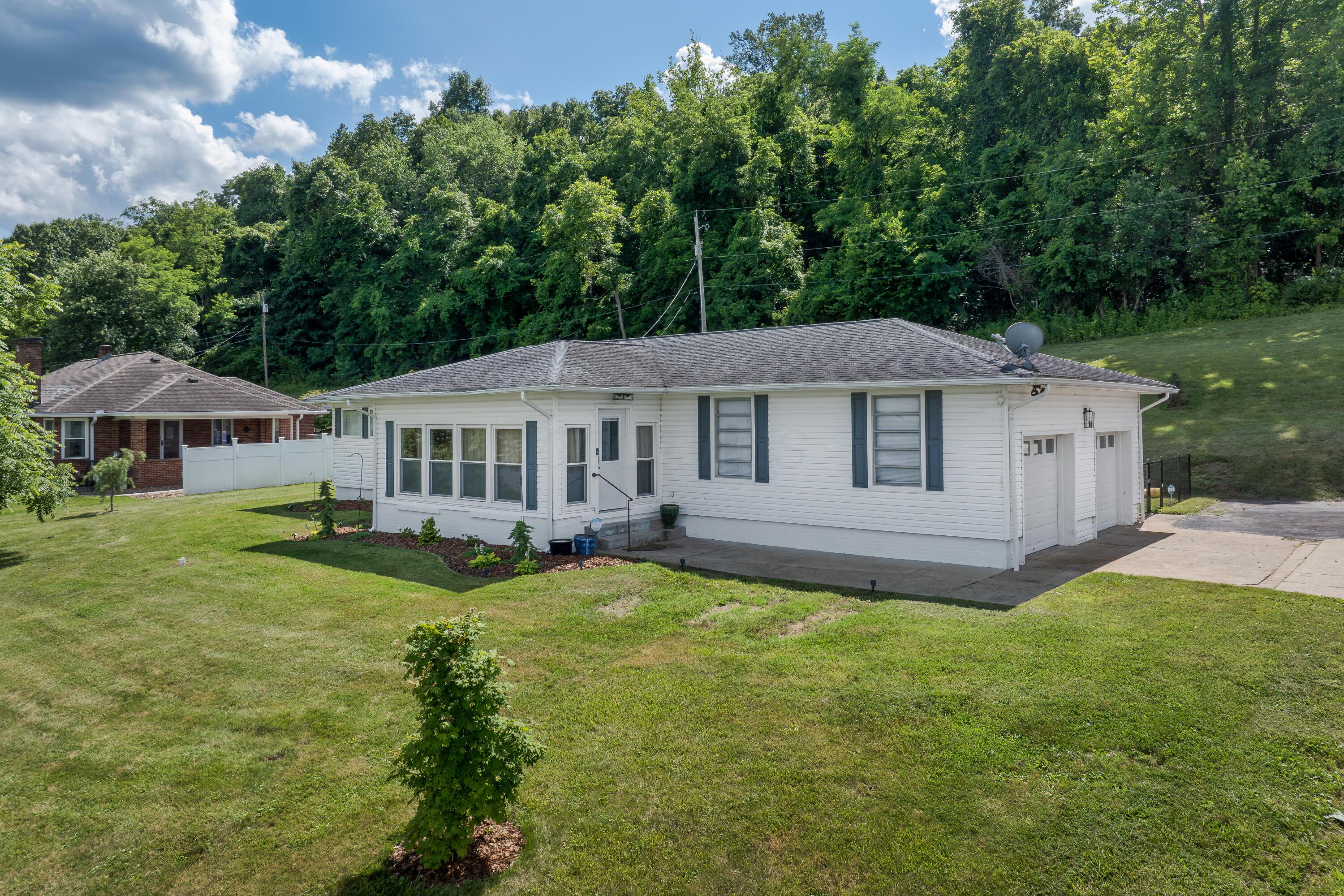 6506 State Route 7 S Property Photo 4