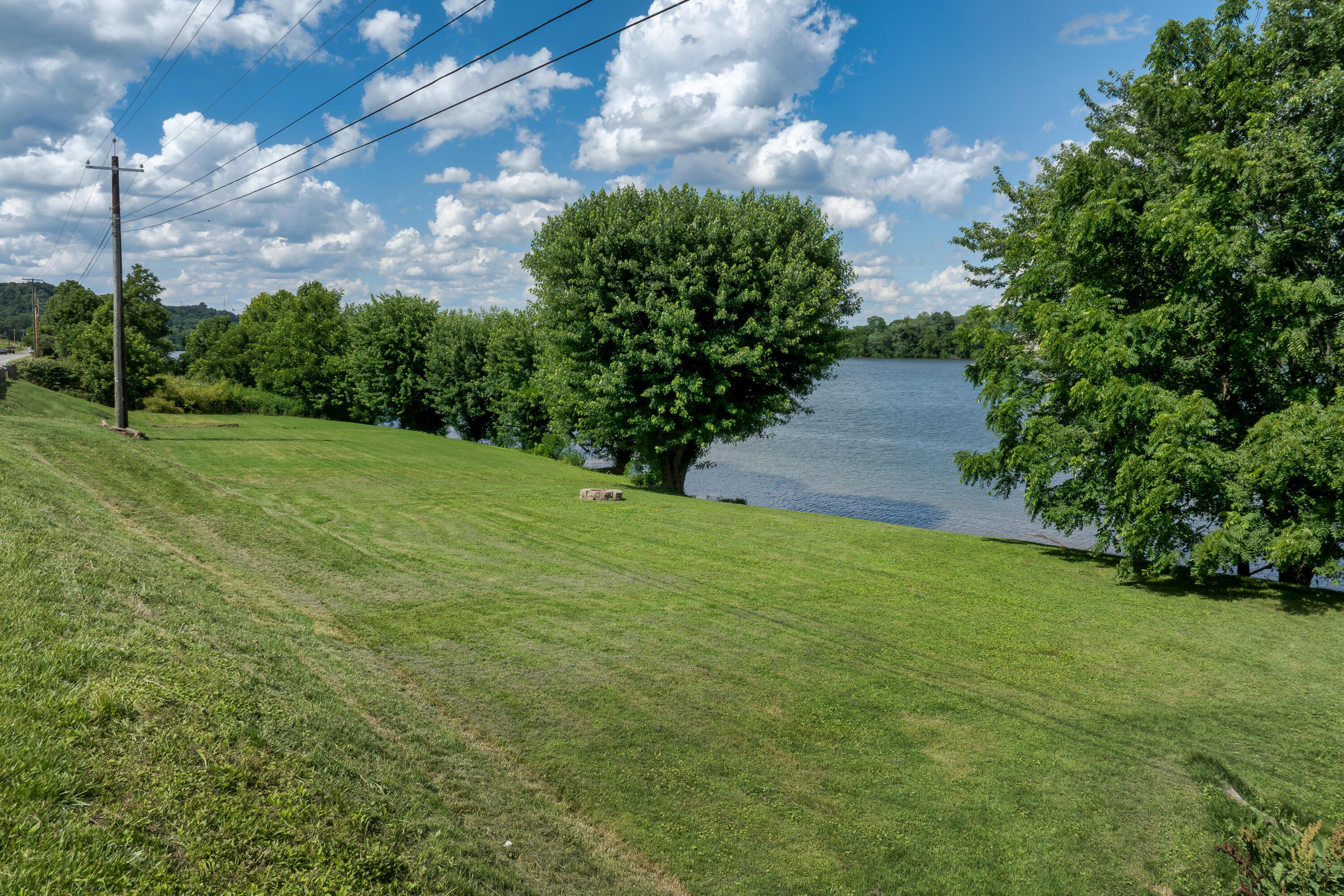 6506 State Route 7 S Property Photo 10