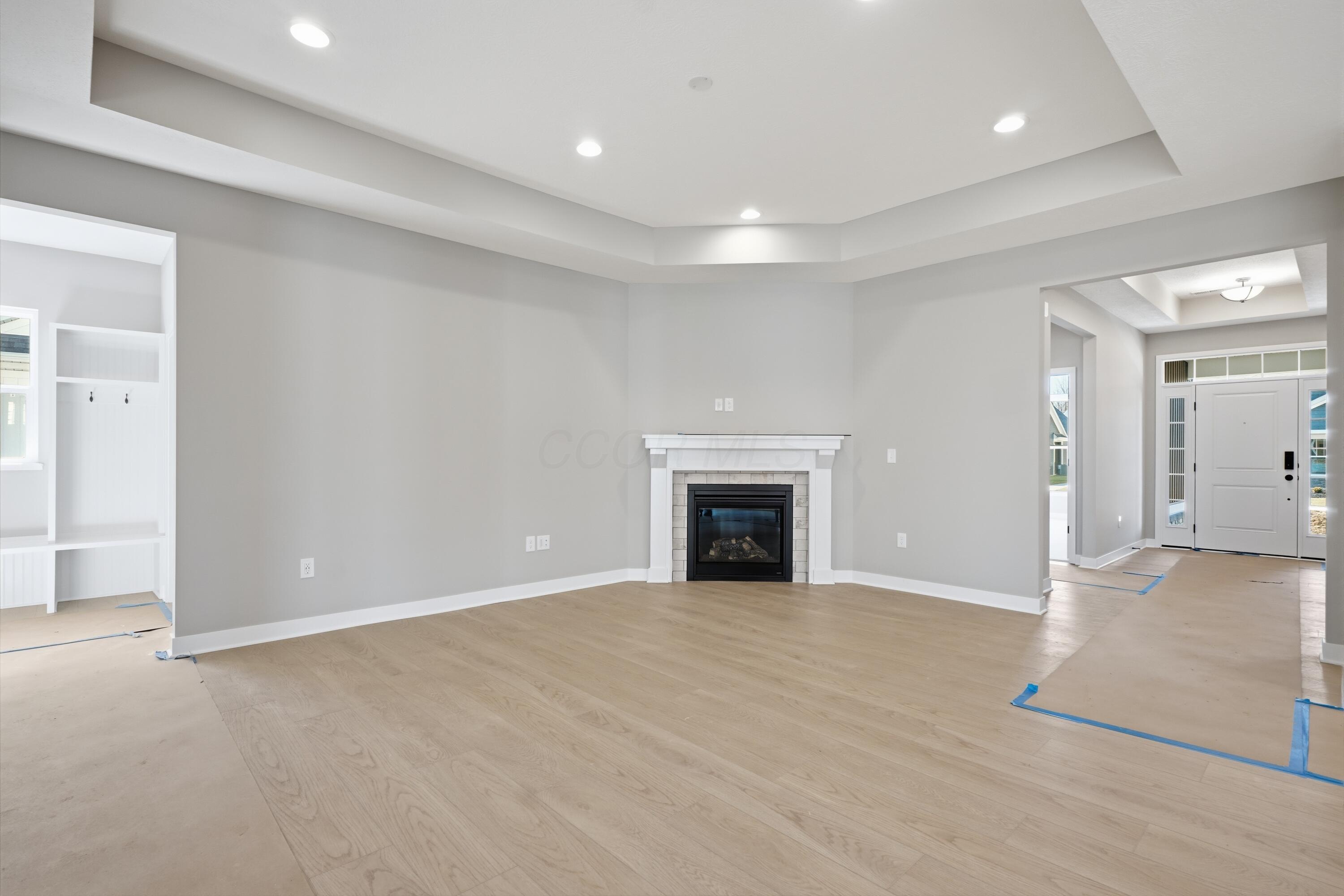 4541 Corsican E Property Photo 11