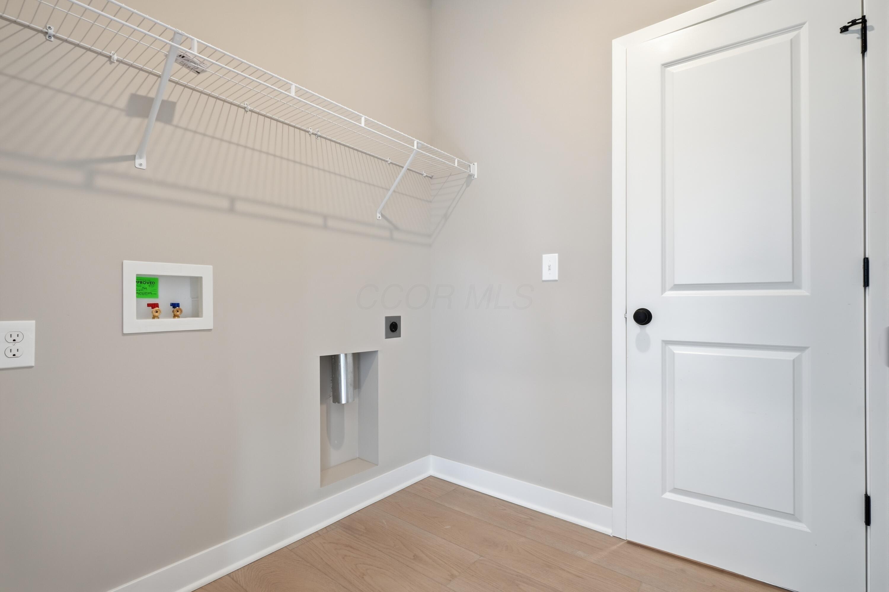 4541 Corsican E Property Photo 26