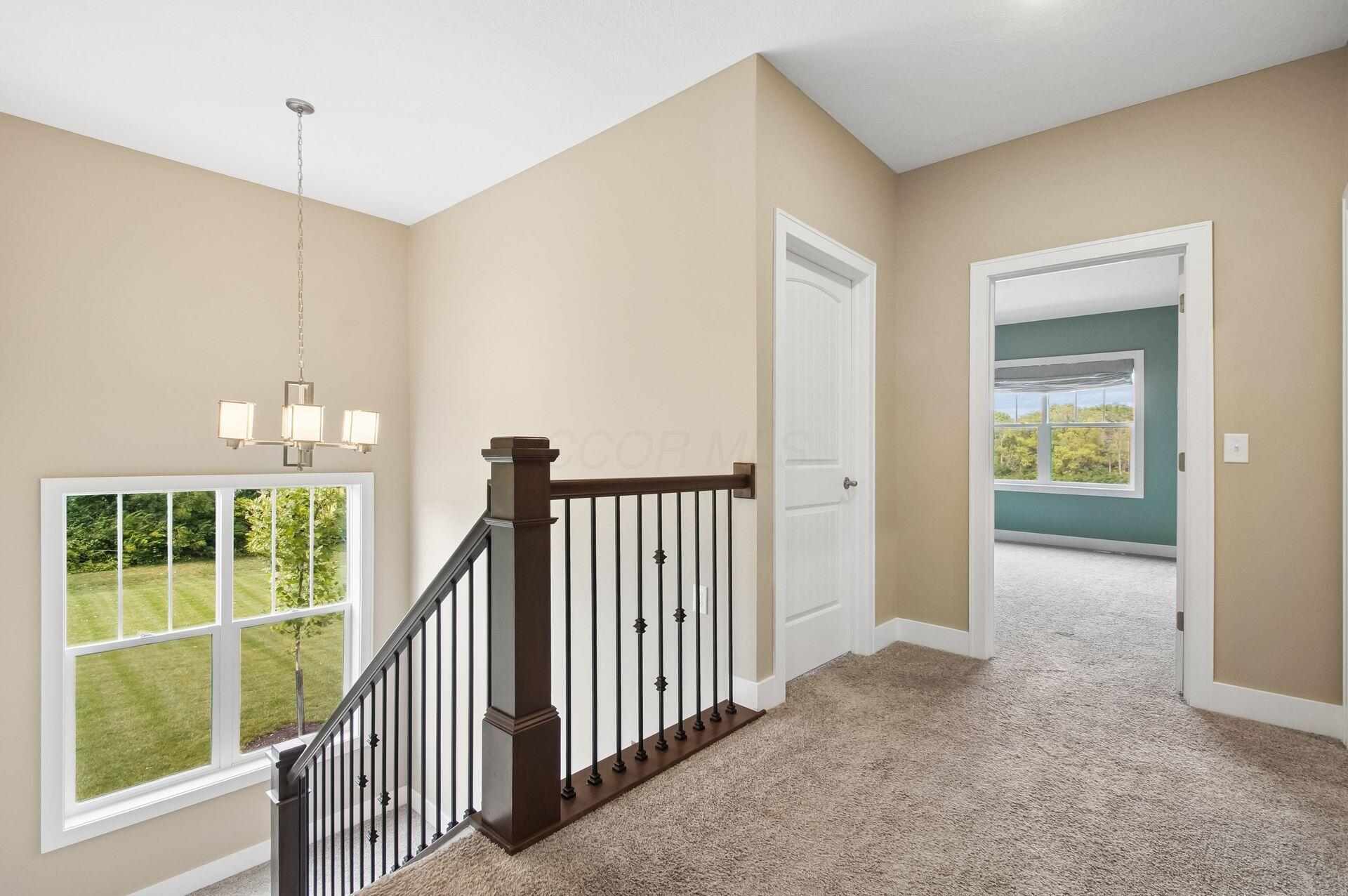 8580 Fitzhamon Drive Property Photo 28