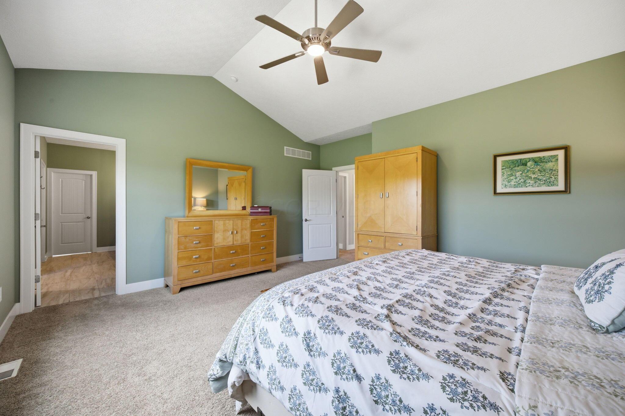8580 Fitzhamon Drive Property Photo 31