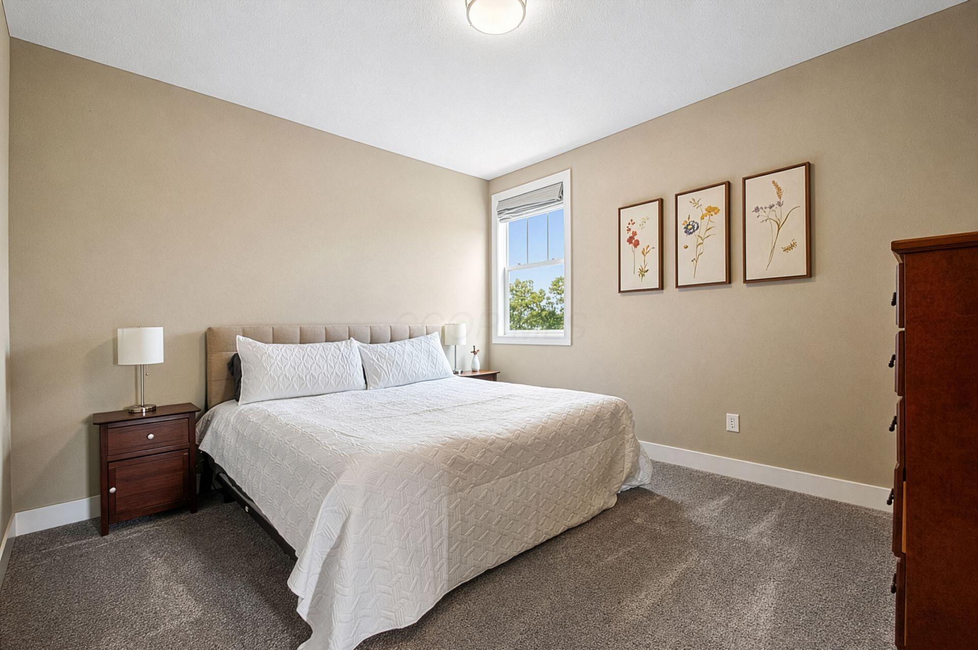 8580 Fitzhamon Drive Property Photo 38