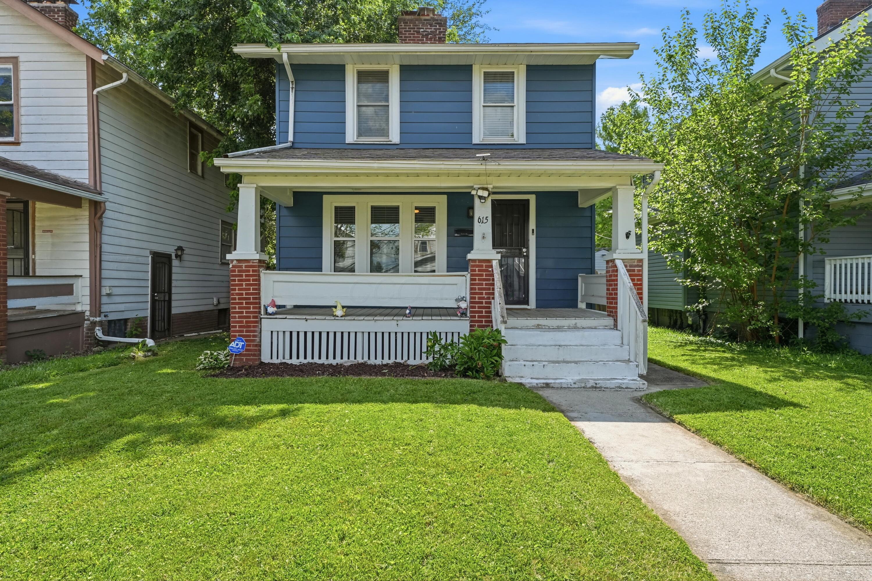 615 Larcomb Avenue Property Photo 1
