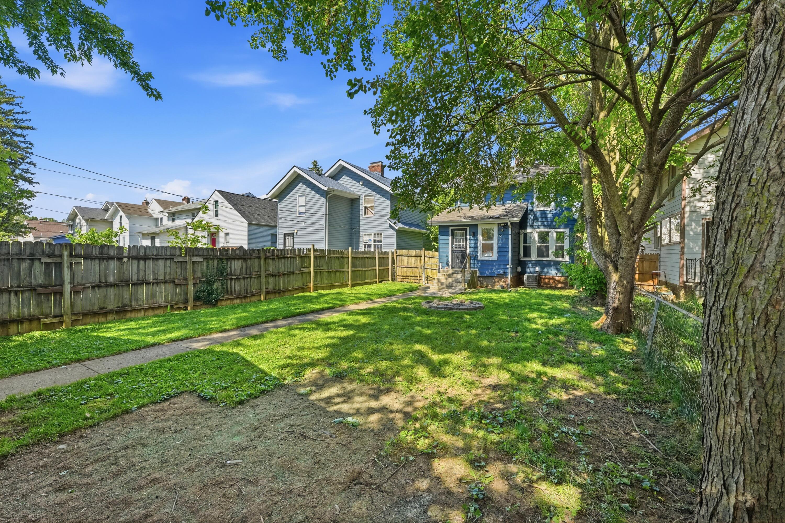 615 Larcomb Avenue Property Photo 33