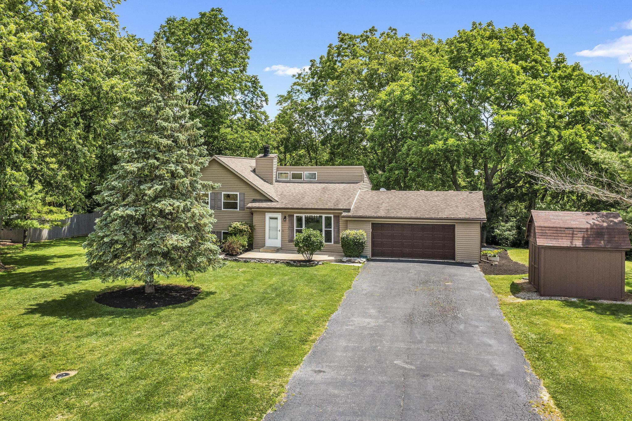 1920 Whetstone River Road S Property Photo 1
