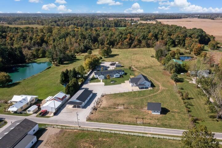 5372 Twp Rd 117 Property Photo 1