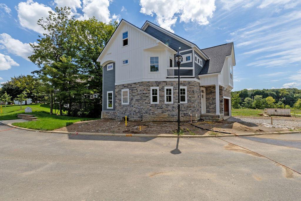 226022238 Property Photo 6