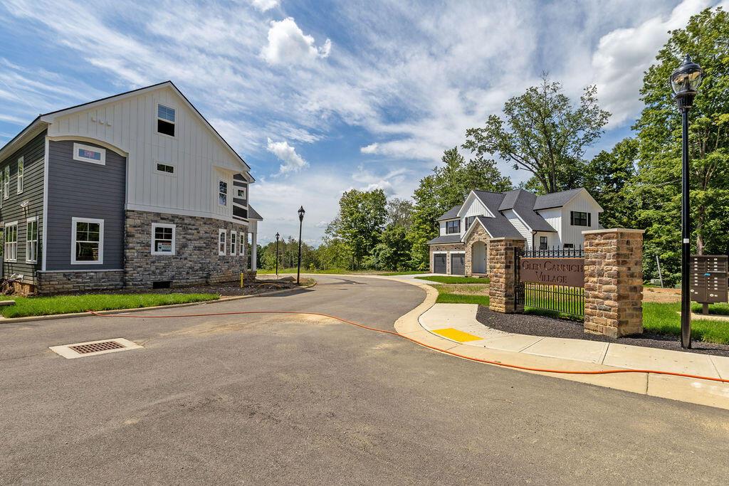 226022238 Property Photo 10