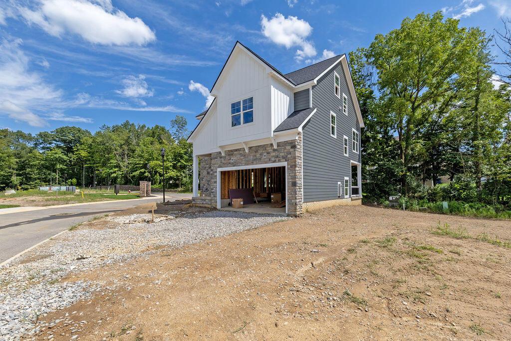 226022238 Property Photo 14