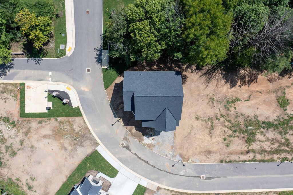 226022238 Property Photo 19