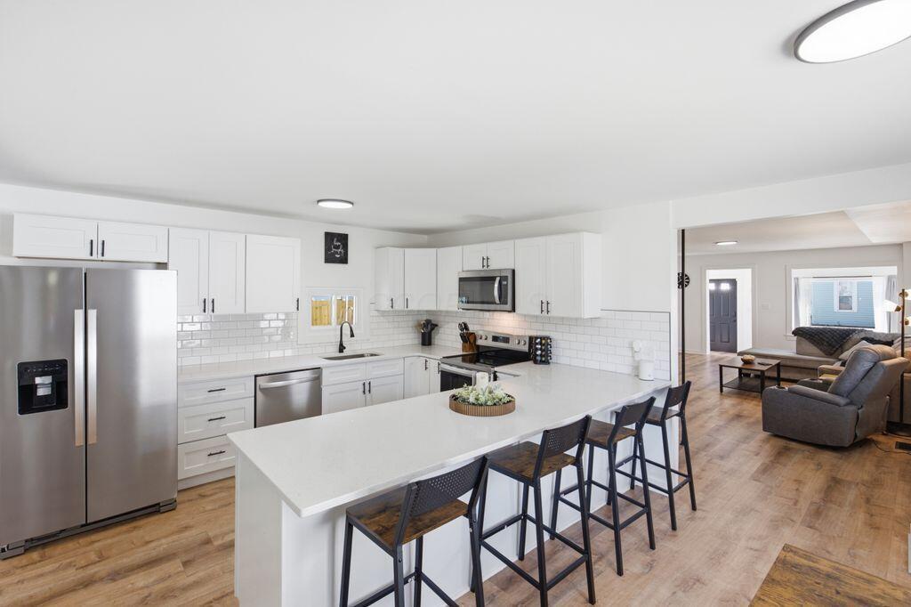 18 E Oak Street Property Photo 19