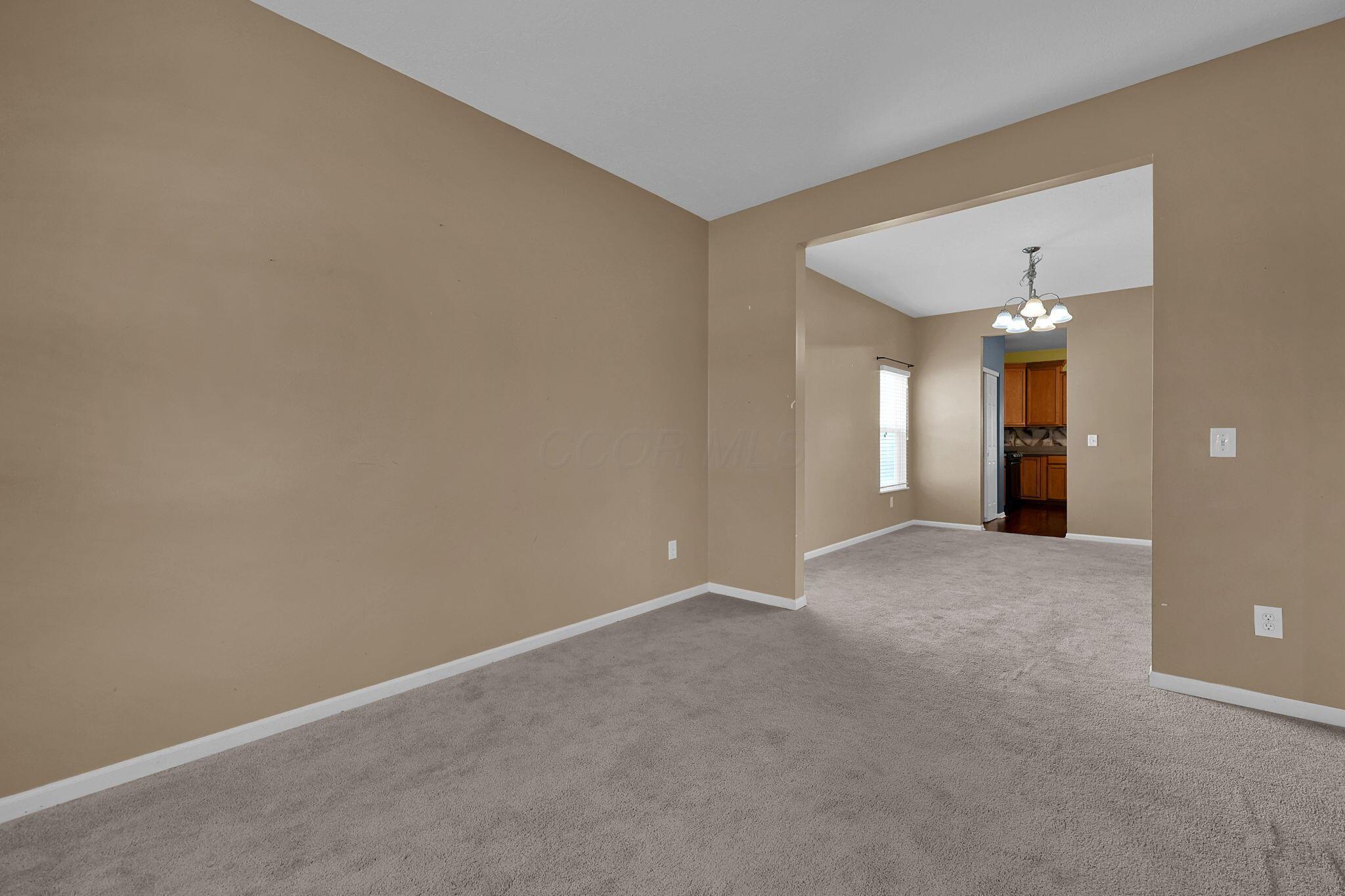 116 Ellington Boulevard Property Photo 7
