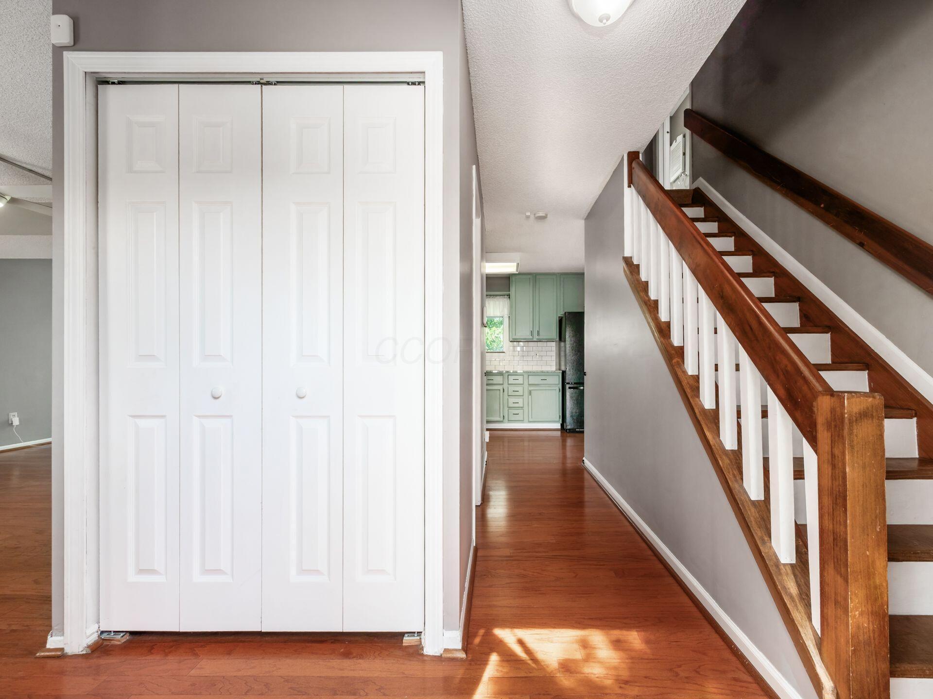 5955 Waterview Drive Property Photo 6