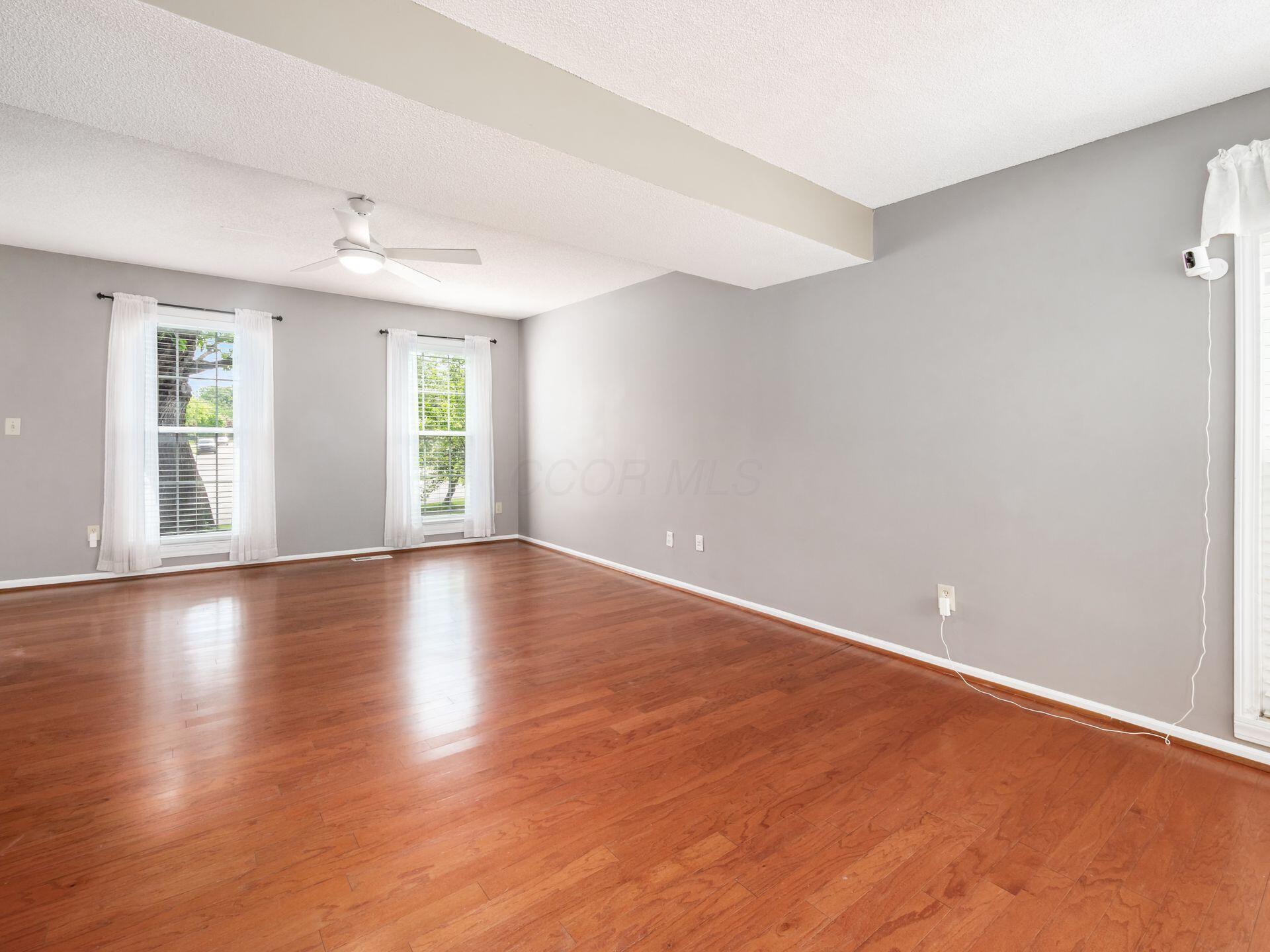 5955 Waterview Drive Property Photo 8