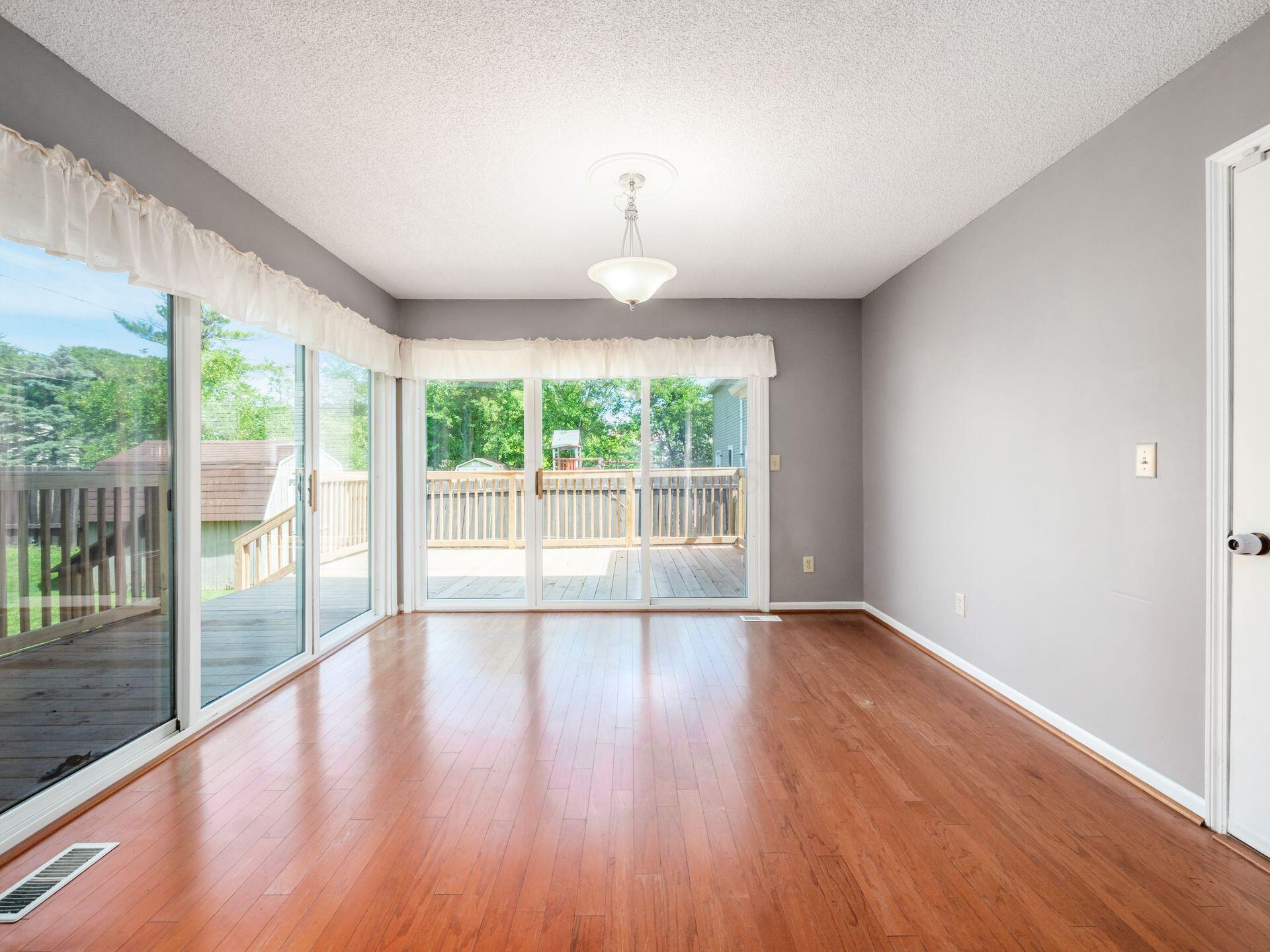 5955 Waterview Drive Property Photo 17