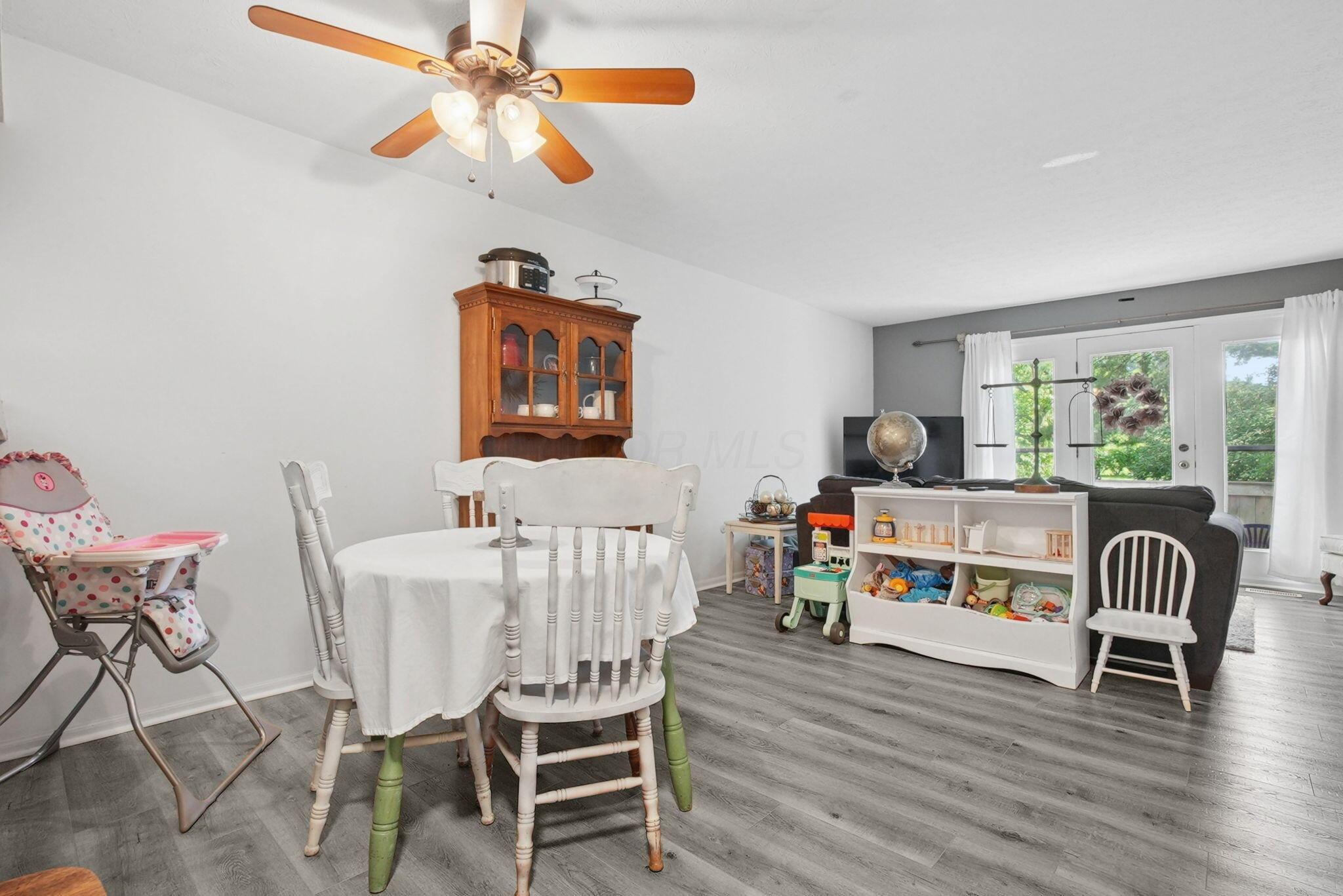 1781 Sawgrass Drive, Bldg B Property Photo 8