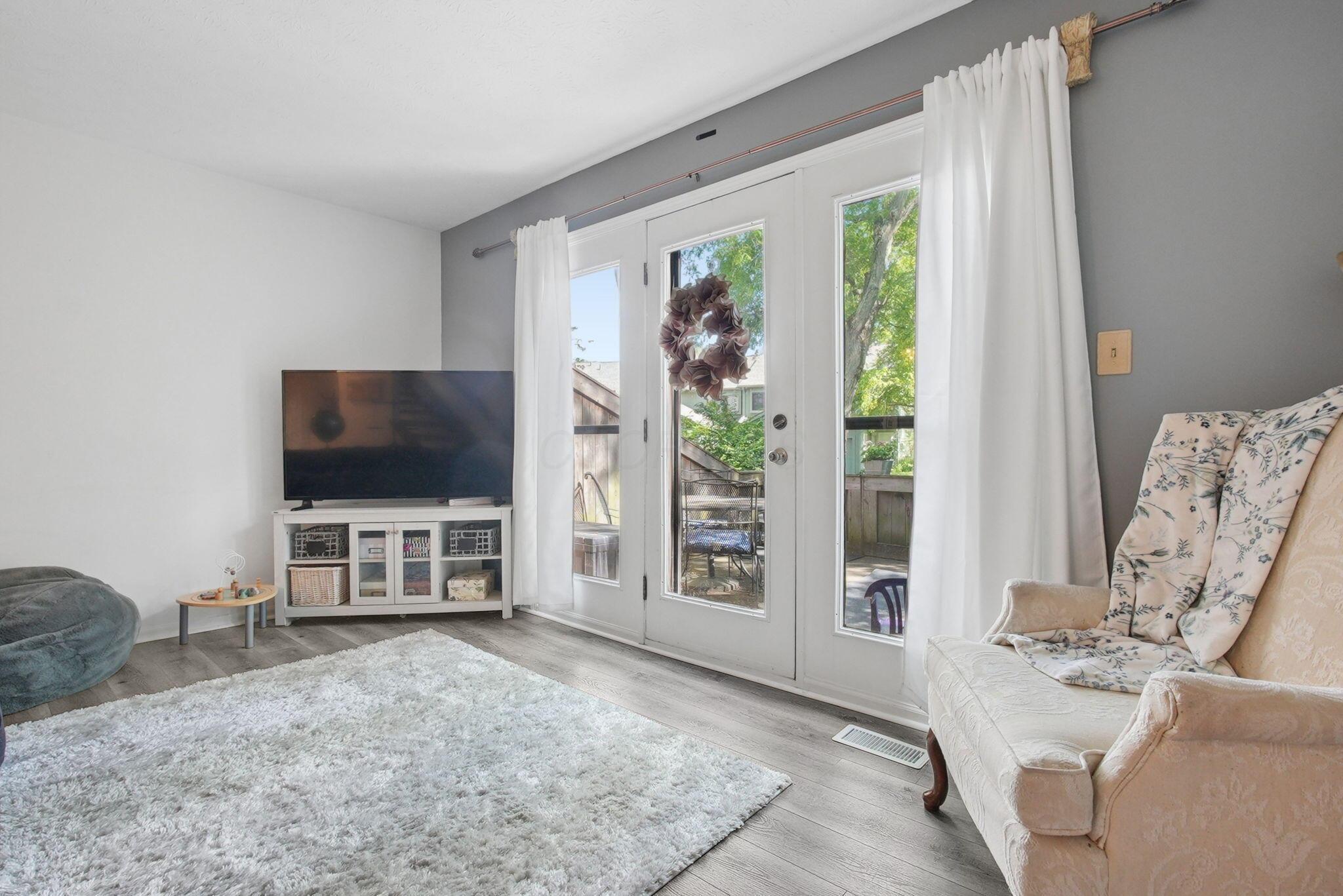 1781 Sawgrass Drive, Bldg B Property Photo 10