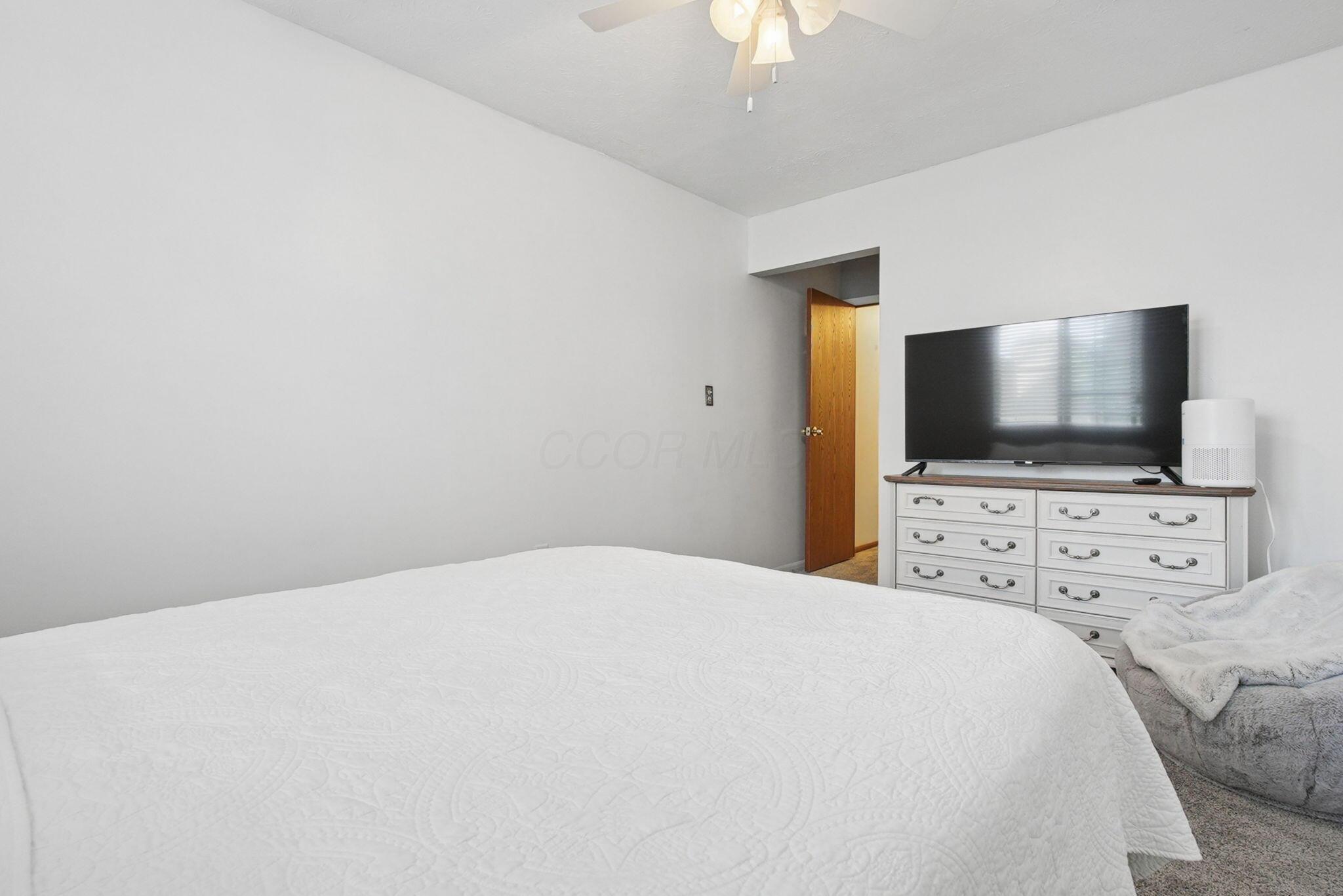 1781 Sawgrass Drive, Bldg B Property Photo 20