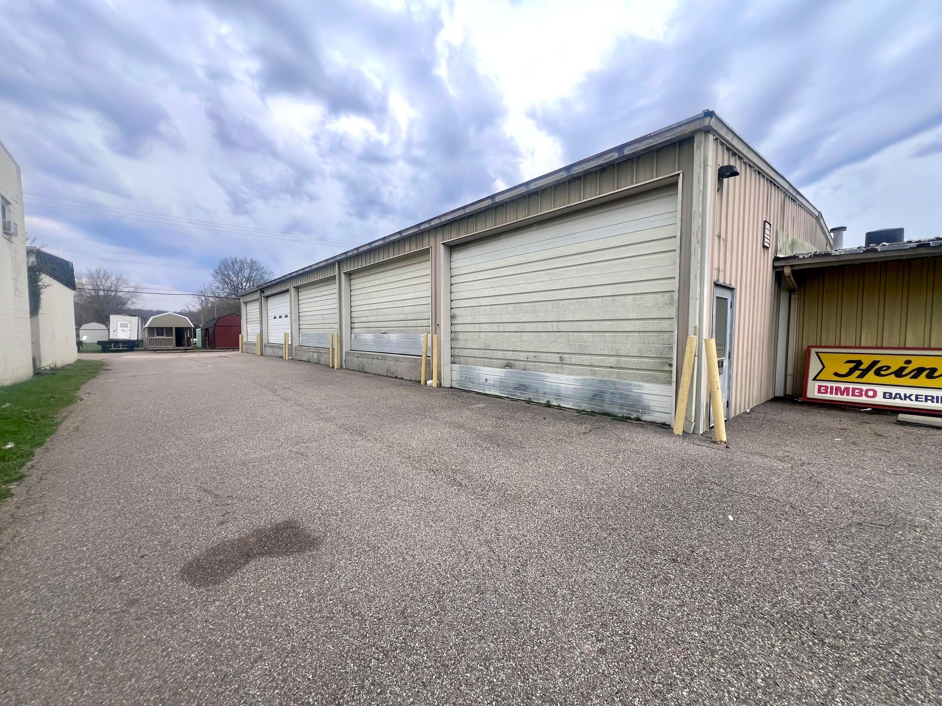1712 Eastern Avenue Property Photo 7