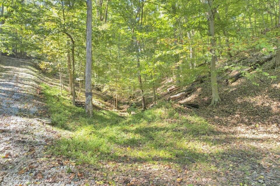 1832 Piegan Court Property Photo 8
