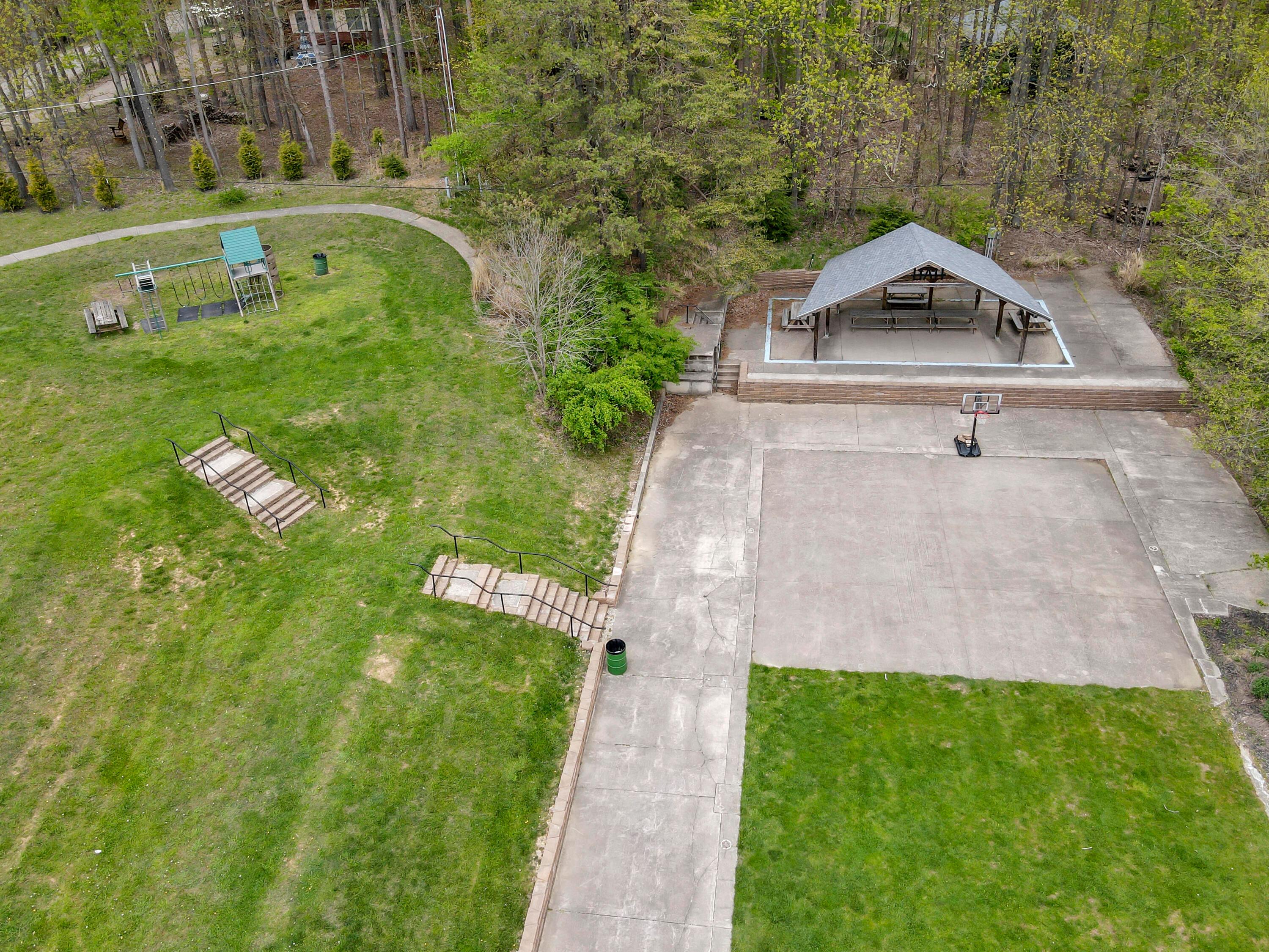 1832 Piegan Court Property Photo 25