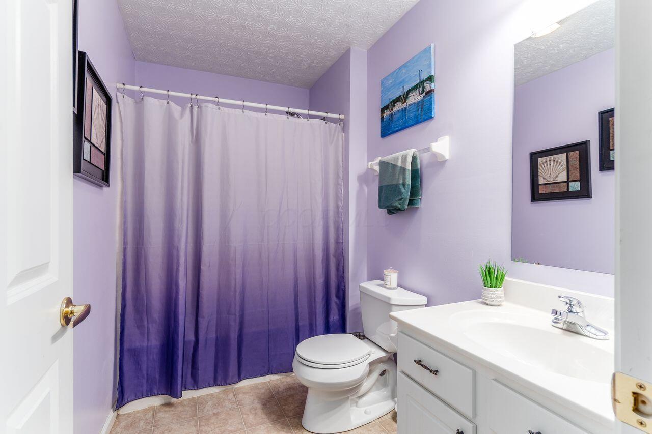 220 Shelbourne Forest Way Property Photo 2