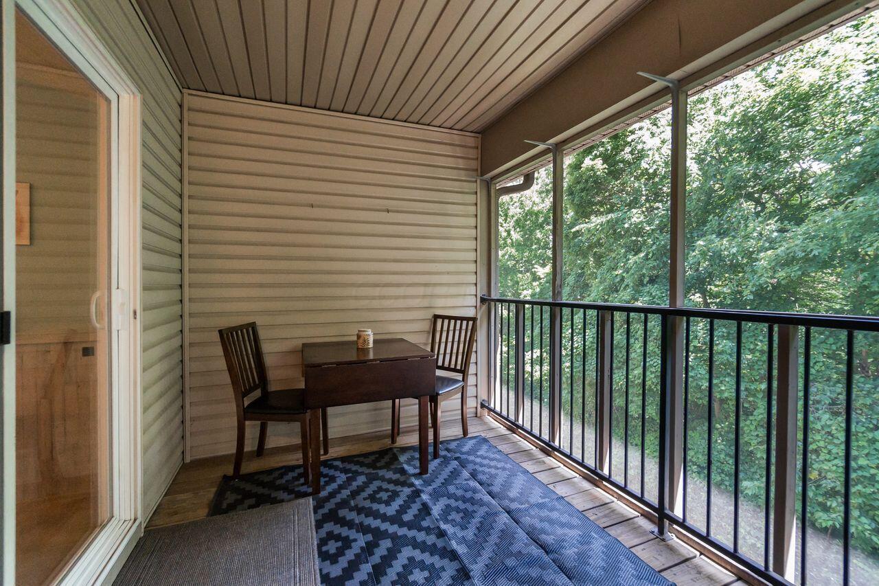 220 Shelbourne Forest Way Property Photo 21