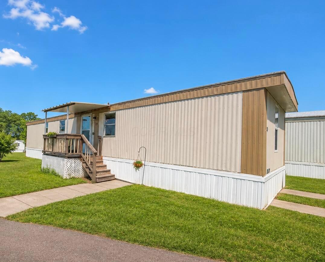 25 Horseshoe Drive