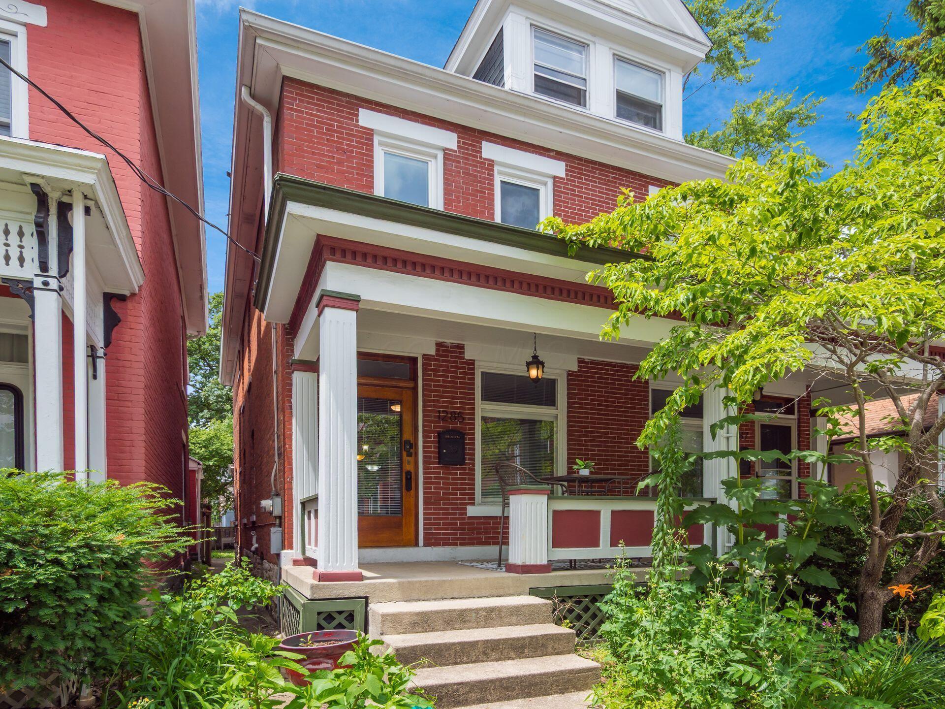 1285 Dennison Avenue Property Photo 3