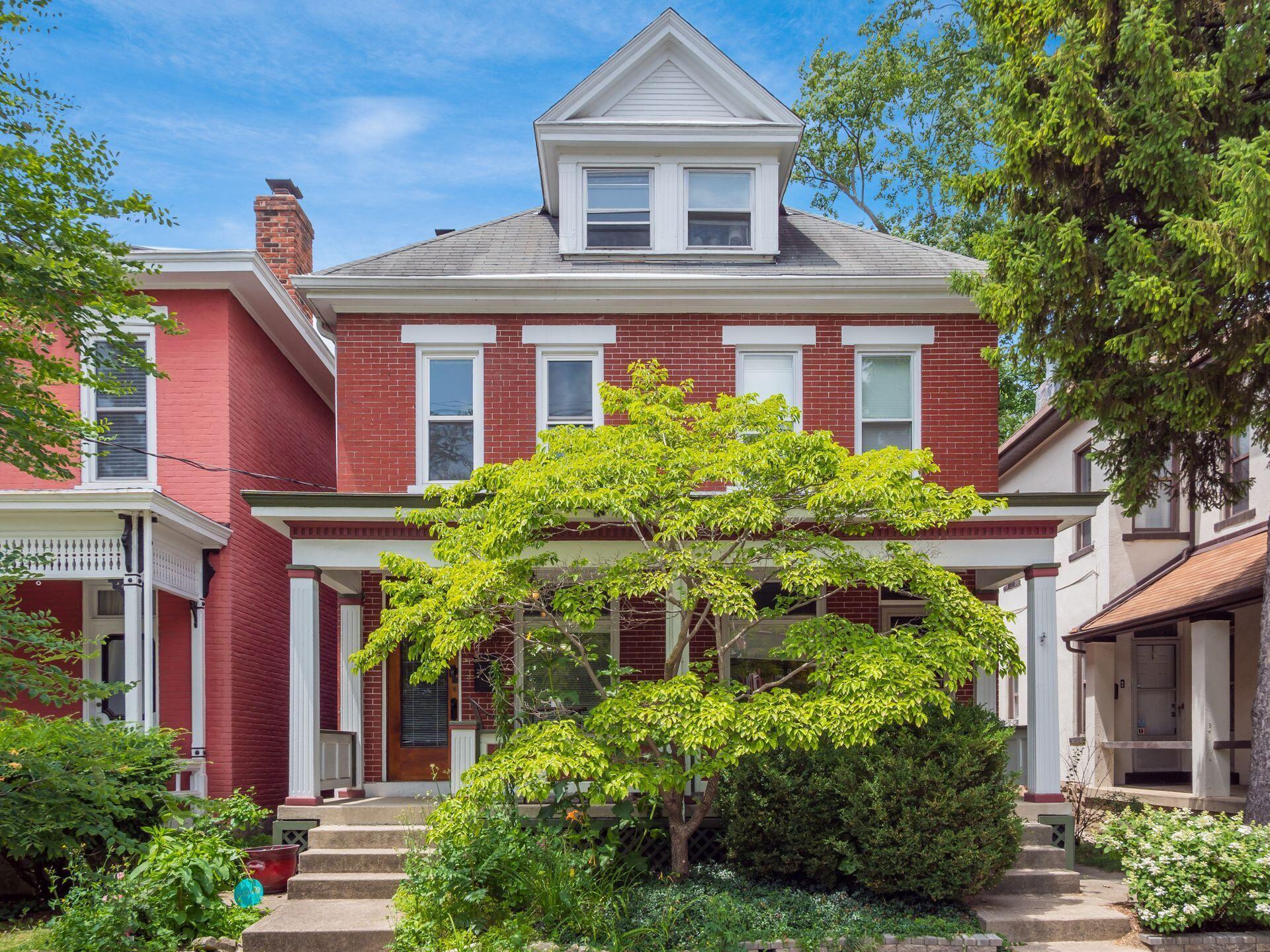 1285 Dennison Avenue Property Photo 4